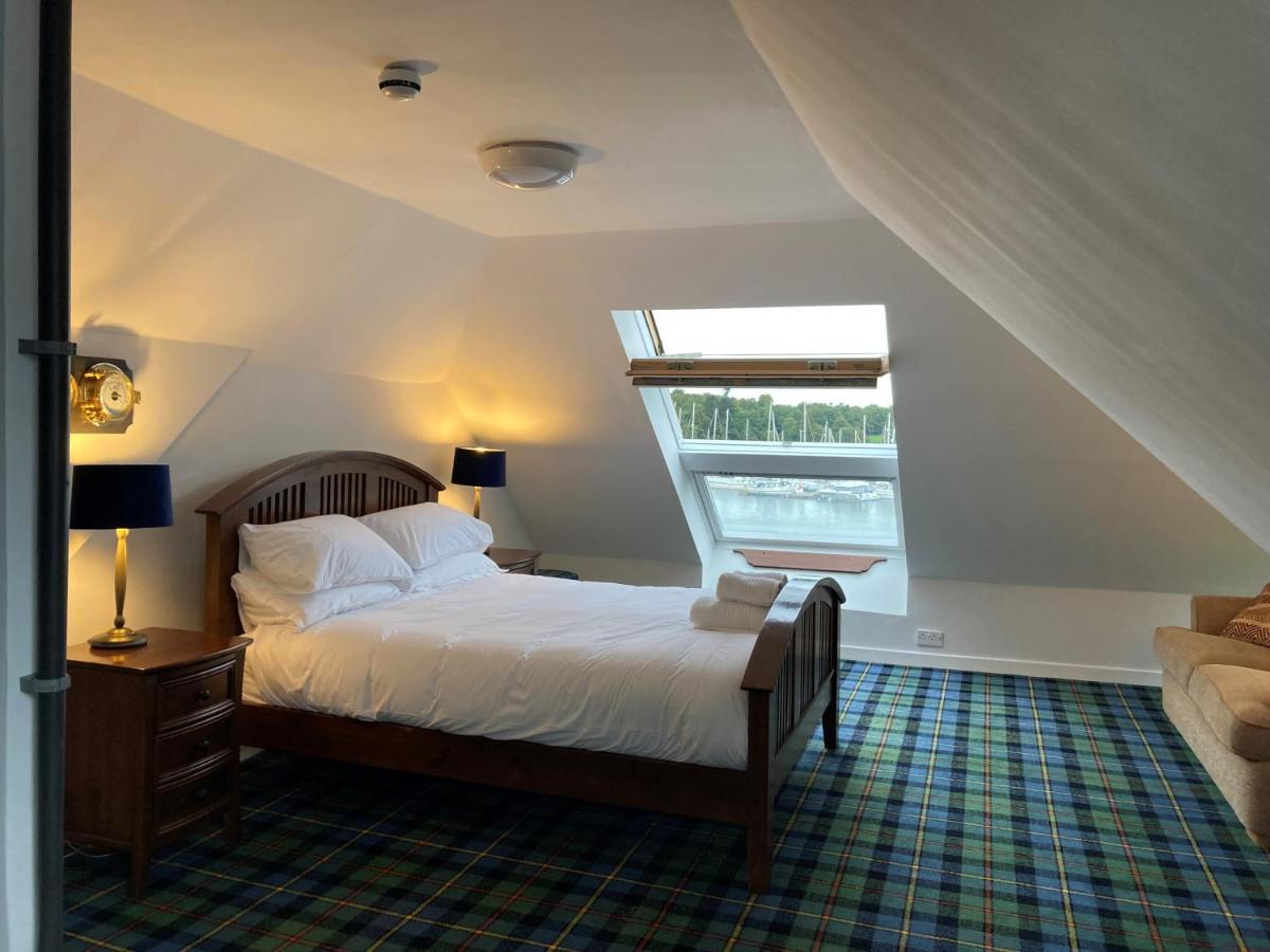 Oban Suites And Lodges By The Sea Екстер'єр фото